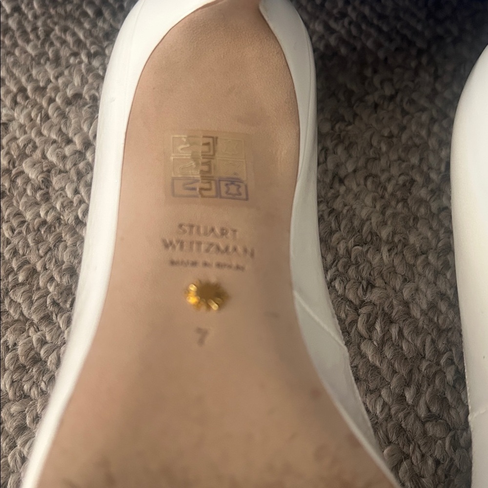 Stuart Weitzman 100 Scalloped patent heels size 7 - Picture 4 of 7
